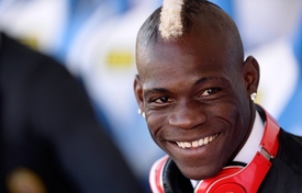 Trenéři se shodují. Mario Balotelli je blázen, ale je s ním legrace.
