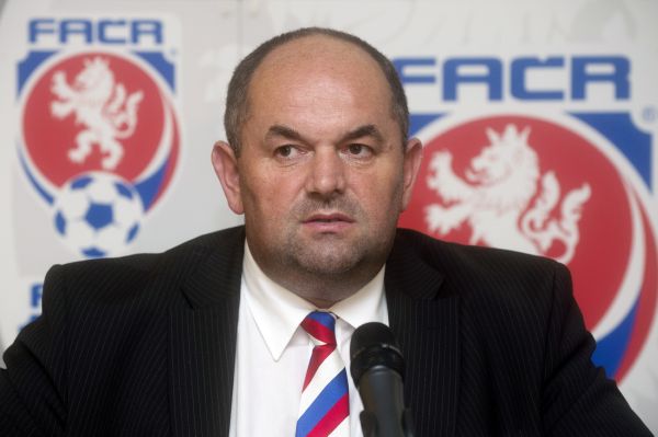Staronový předseda FAČR Miroslav Pelta.