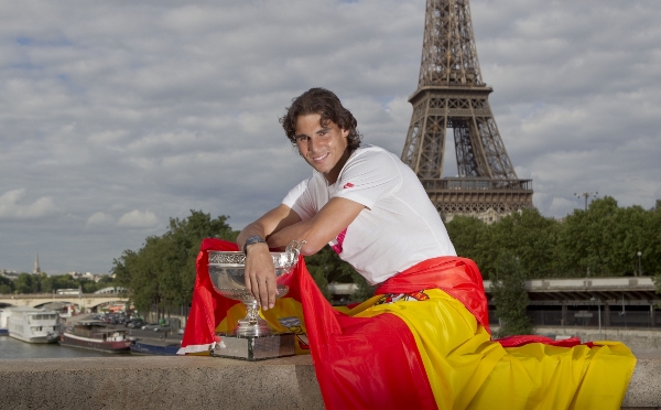 Španělský král Paříže Rafael Nadal. (Foto: ČTK/AP/Michel Euler)