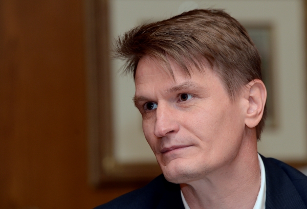 Předseda představenstva Unipetrolu Marek Świtajewski. Předseda představenstva Unipetrolu Marek Świtajewski.