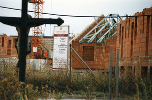 H-System v roce 1997 zkrachoval.