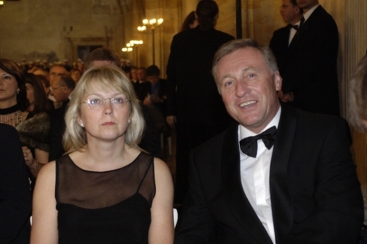 Bývalý premiér a předseda ODS Mirek Topolánek se rozvedl s manželkou Pavlou v roce 2010.
