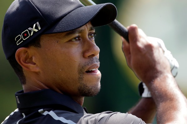 Světoznámý golfista Tiger Woods. Světoznámý golfista Tiger Woods.