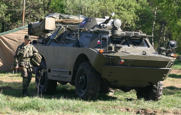 Libye má zájem o obrněný transportér BRDM (ilustrační foto). Libye má zájem o obrněný transportér BRDM (ilustrační foto).