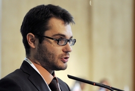 Stanislav Polčák zpochybnil desetiletou lhůtu.