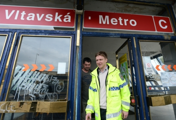  Čtyřiatřicetiletý rodák z Olomouce, taneční mistr a přírodovědec s doktorátem z geografie Tomáš Hudeček.