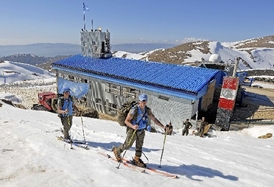 Rakušané na Golanech. Na misi UNDOF lyže a běžky sebou. 