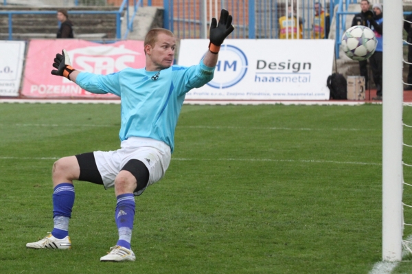 Znojemský brankář Vlastimil Hrubý.