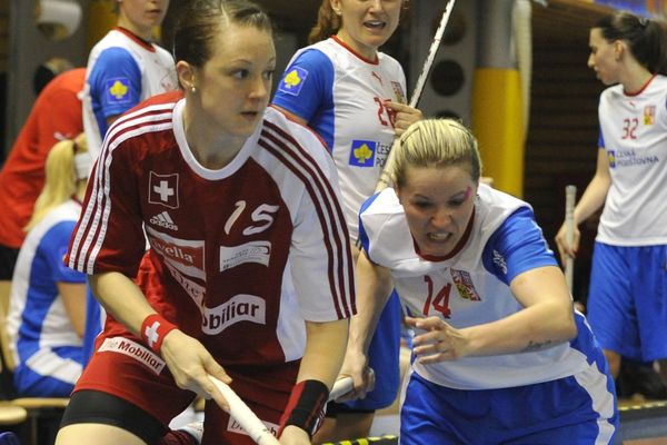 Denisa Billá (vpravo).
