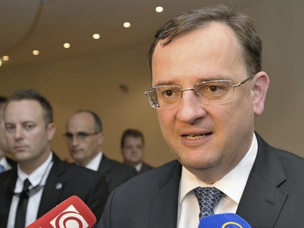 Premiér a předseda ODS Petr Nečas.