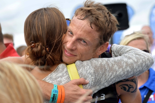 Jenson Button věří, že se ve formuli 1 časem objeví také ženy.