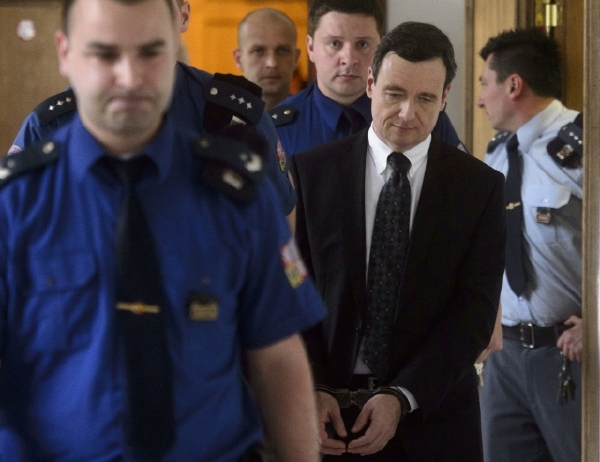 David Rath pobývá ve vězení již téměř rok. David Rath pobývá ve vězení již téměř rok.