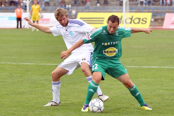 Znojmo si vybojovalo prvoligovou účast na hřišti, nyní jsou na řadě se stavbou stadionu. Znojmo si vybojovalo prvoligovou účast na hřišti, nyní jsou na řadě se stavbou stadionu.