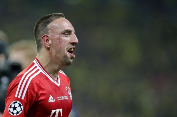 Hvězda Bayernu Mnichov Franck Ribéry si nechala dovést do Německa nezletilou prostitutku. Hvězda Bayernu Mnichov Franck Ribéry si nechala dovést do Německa nezletilou prostitutku.