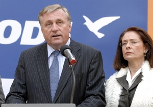Mirek Topolánek a Miroslava Němcová.