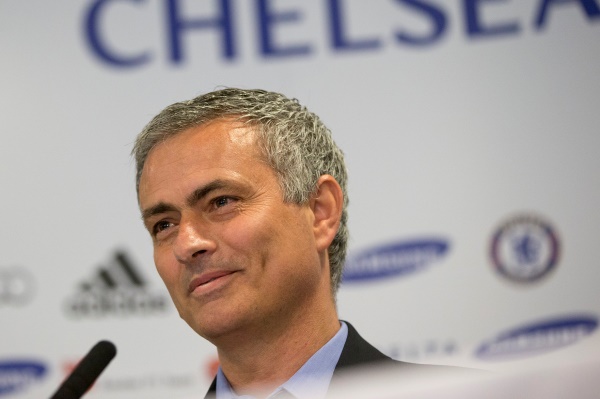 José Mourinho se nemůže dočkat prvního zápasu s Chelsea. José Mourinho se nemůže dočkat prvního zápasu s Chelsea.