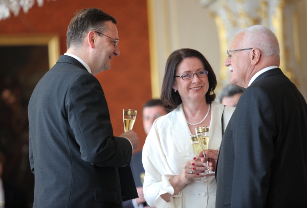 Petr Nečas, Miroslava Němcová a Václav Klaus. Petr Nečas, Miroslava Němcová a Václav Klaus.