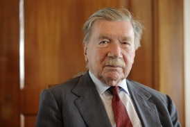 Zdeněk Sternberg. 