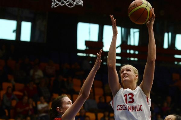 Petra Kulichová byla druhou nejlepší střelkyní proti Srbsku. 