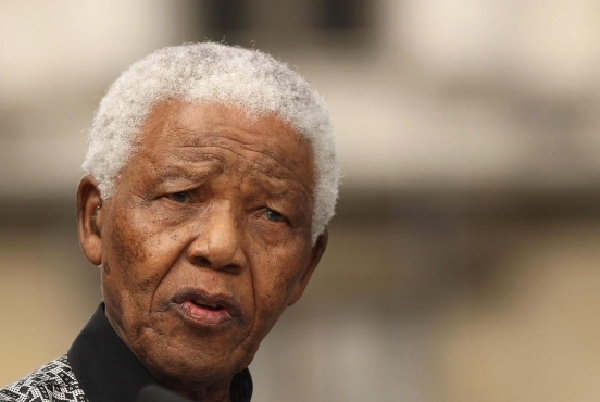 Nelosn Mandela, nejznámější a nejslavnější Jihoafričan.