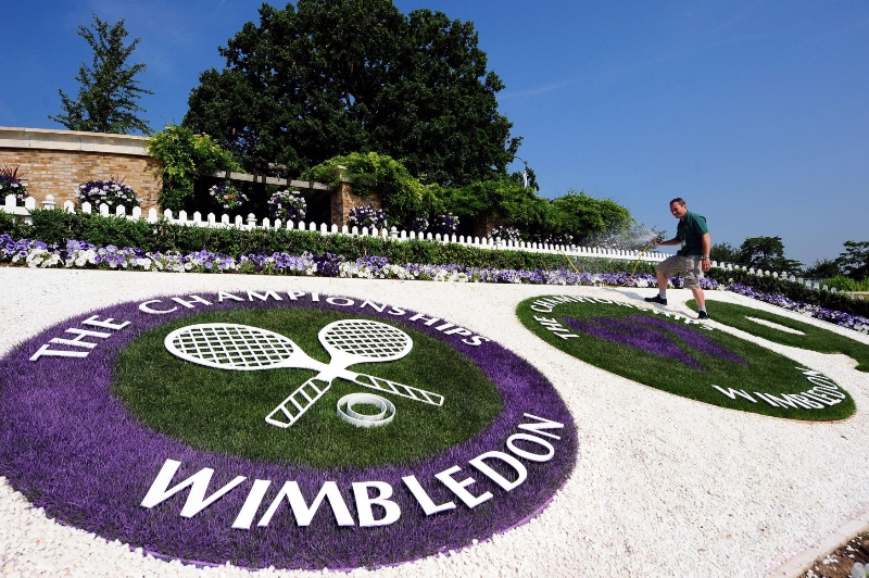V pondělí startuje již 127. ročník tradičního turnaje. O vítězích Wimbledonu bude rozhodnuto 7. července. (Foto: ČTK/PA/Owen Humphreys) 