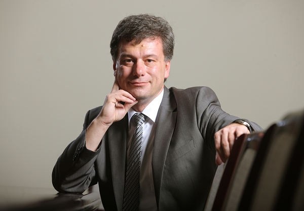 Ministr spravedlnosti Pavel Blažek míní, že o stížnosti proti obvinění nemá rozhodovat žalobce Vrchního státního zastupitelství v Olomouci, ale Nejvyšší státní zastupitelství v Brně. Ministr spravedlnosti Pavel Blažek míní, že o stížnosti proti obvinění nemá rozhodovat žalobce Vrchního státního zastupitelství v Olomouci, ale Nejvyšší státní zastupitelství v Brně.