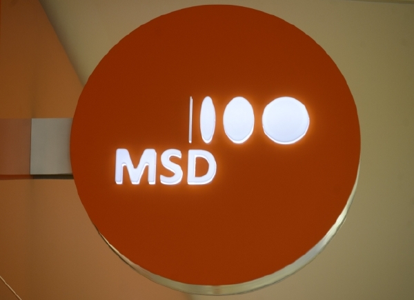 Logo Metropolitního spořitelního družstva. Logo Metropolitního spořitelního družstva.