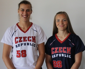 Petra Křiklánová (vlevo) a Tereza Jakešová.