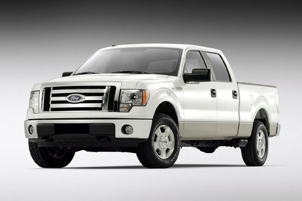 Ford F-150 modelového roku 2009.