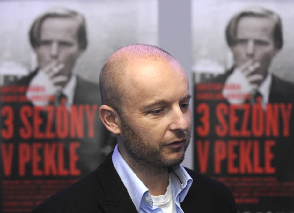 Režisér Tomáš Mašín debutoval v roce 2009 celovečerním snímkem 3 sezóny v pekle.