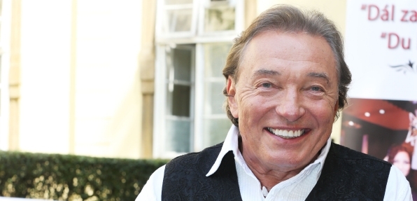Karel Gott si prý lépe rozuměl s maminkou.