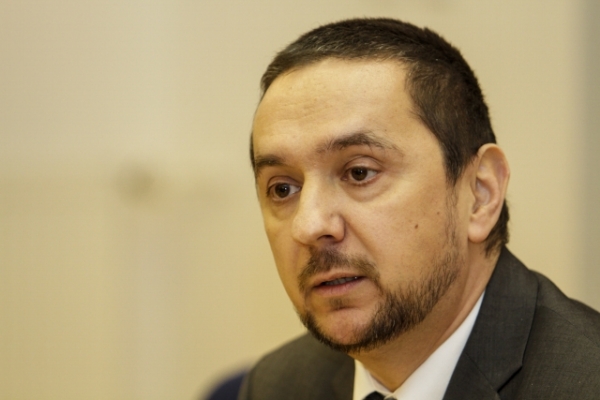 Primátor města České Budějovice Juraj Thoma, který byl loni obviněn ze zneužití pravomoci úřední osoby a porušení povinnosti při správě cizího majetku. Primátor města České Budějovice Juraj Thoma, který byl loni obviněn ze zneužití pravomoci úřední osoby a porušení povinnosti při správě cizího majetku.
