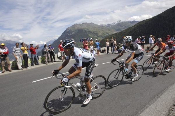 Jedním z největších favoritů 100. ročníku Tour de France je Španěl Alberto Contador. Jedním z největších favoritů 100. ročníku Tour de France je Španěl Alberto Contador.