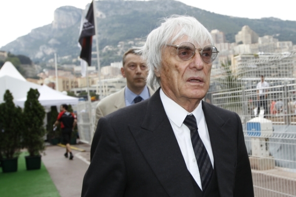 Šéf seriálu formule 1 Bernie Ecclestone.