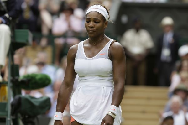 Serena Williamsová je smutná, vypadla se Sabine Lisickou. Serena Williamsová je smutná, vypadla se Sabine Lisickou.