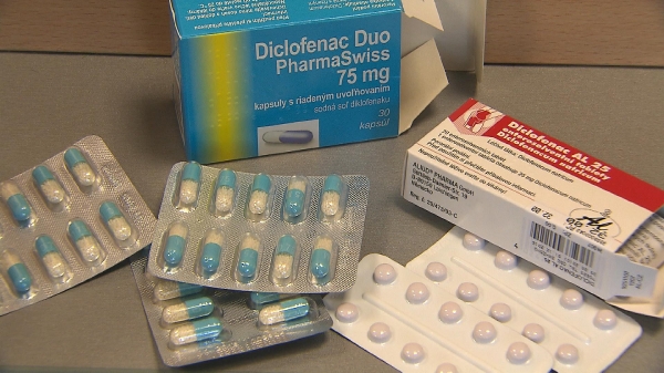 Lék obsahující diclofenac.