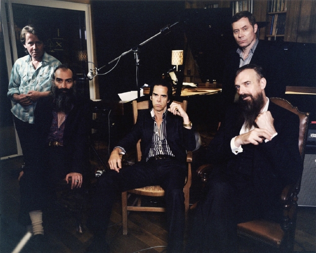 Nick Cave vystoupí v Praze.