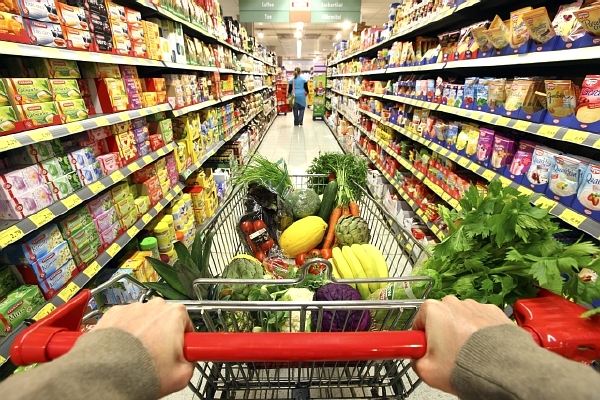 Trh supermarketů se v ČR koncentruje do vlastnictví tří zahraničních řetězců - Aholdu, REWE a Tesco Stores (ilustrační foto).