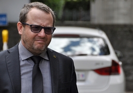 Petr Kraus se chystá pronést závěrečnou řeč.