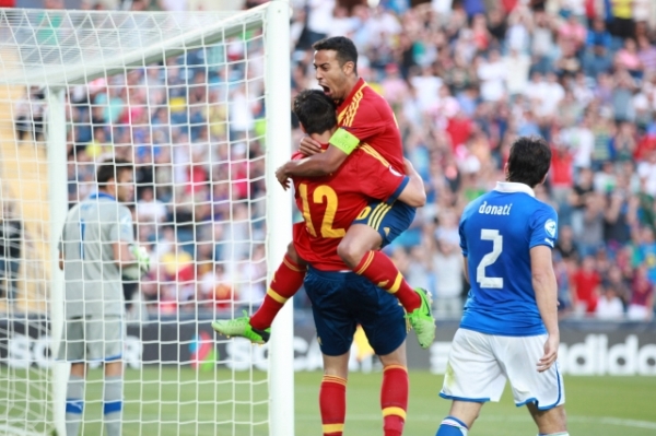 Thiago Alcántara slaví gól na nedávném mistrovství světa do 21 let.