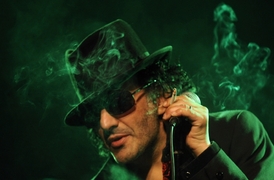 Jedním z tahounů festivalu je charismatický Alžířan Rachid Taha.