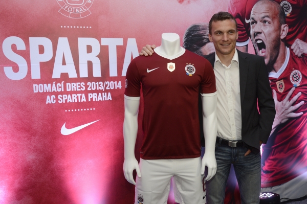 David Lafata představil nový dres.