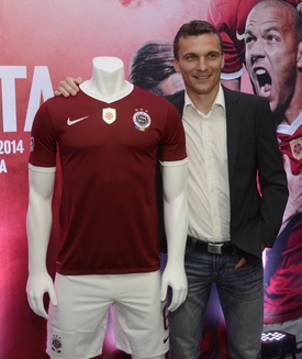 David Lafata představil nový dres.