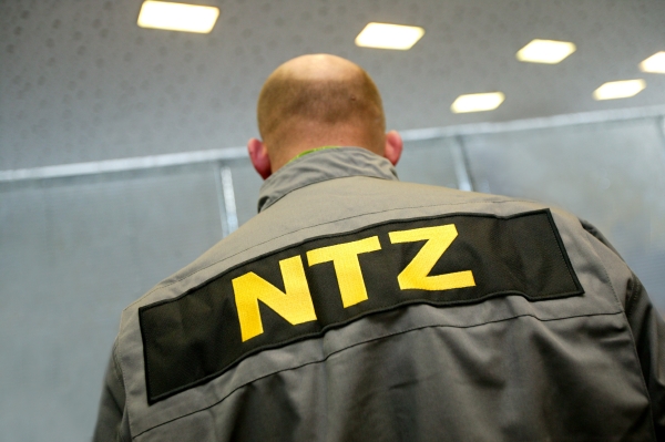 Speciální skupina NTZ (NeTechnické Ztráty) společnosti ČEZ měla popotahování po soudech. Speciální skupina NTZ (NeTechnické Ztráty) společnosti ČEZ měla popotahování po soudech.
