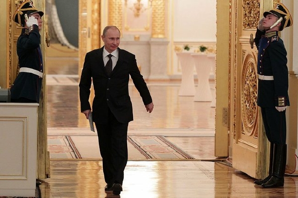 Vladimir Putin. Jak bydlí elita. 