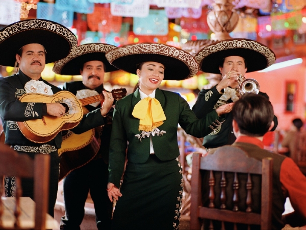 Mexičanky pronikají na tradiční folkovou scénu (ilustrační foto). Mexičanky pronikají na tradiční folkovou scénu (ilustrační foto).