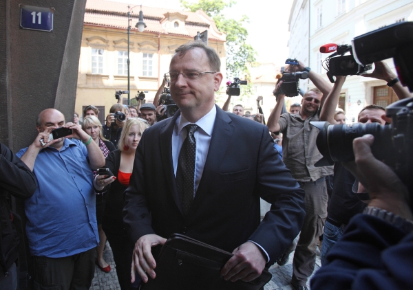 Petr Nečas přijel vypovídat na policii.