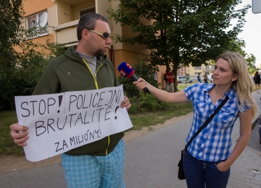 Konflikty na sídlišti začaly 21. června.