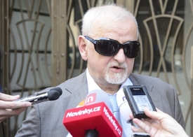 Advokát Jany Nagyové Eduard Bruna má teď napilno.