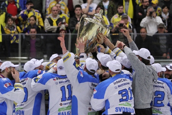 Hokejová extraliga zůstane na obrazovkách České televize.